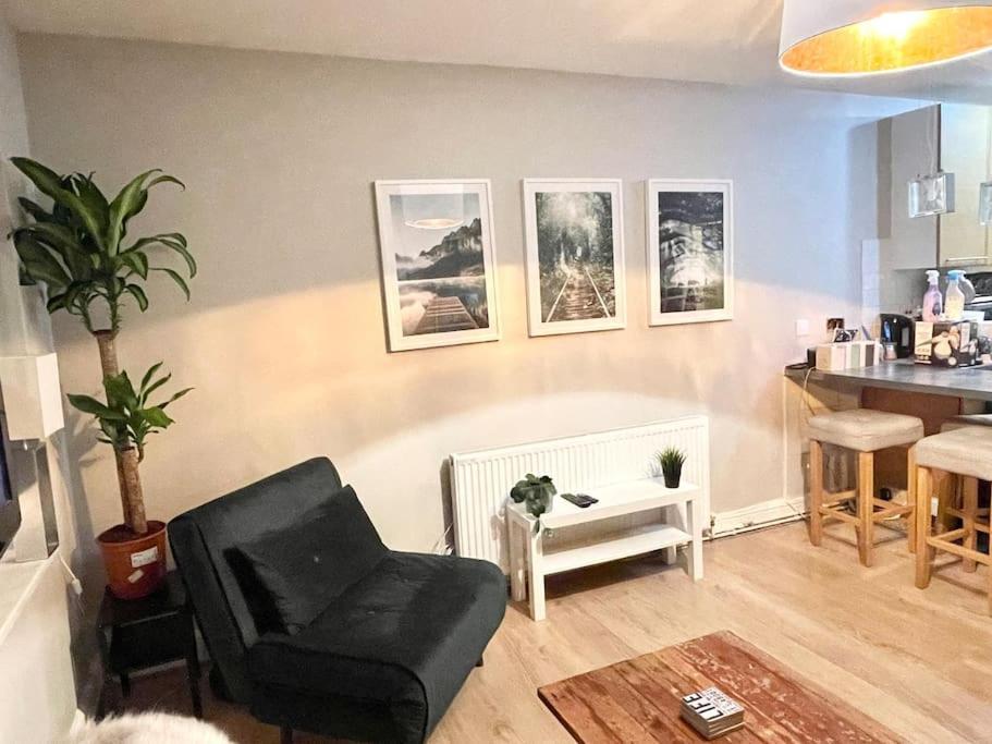 *New* Beautiful 2 Bedroom House In Central Location Лондон Екстериор снимка